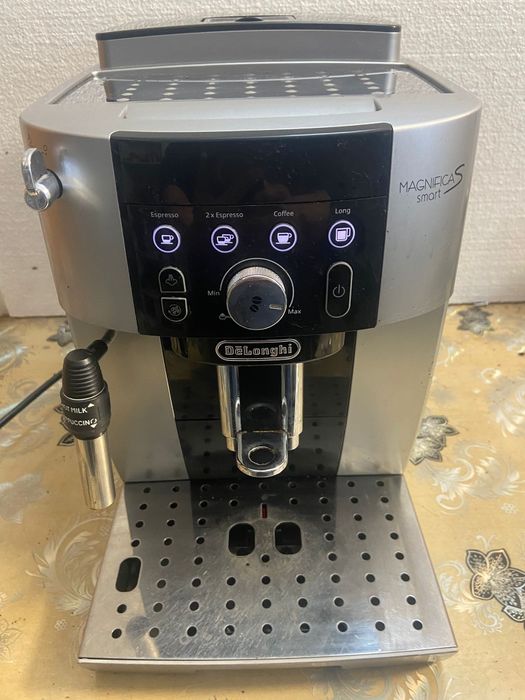 Espresor cafea DeLonghi magnifica S smart