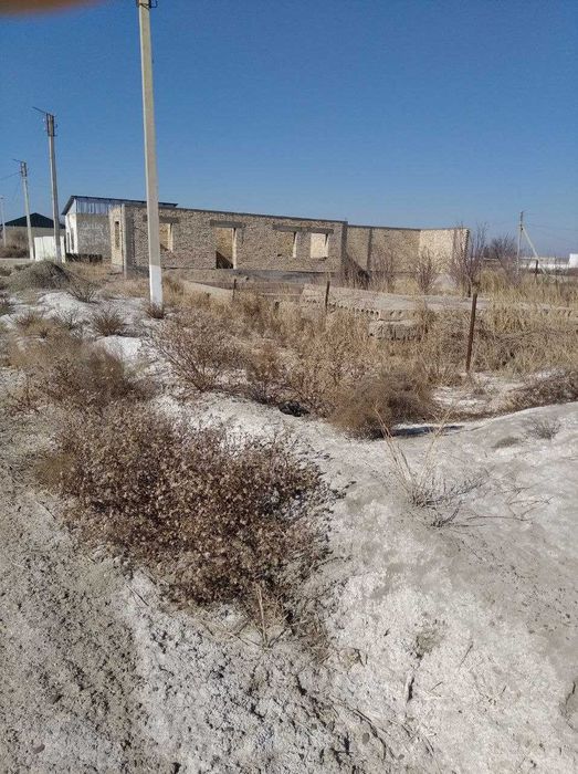 Продаётся недостроенный участок