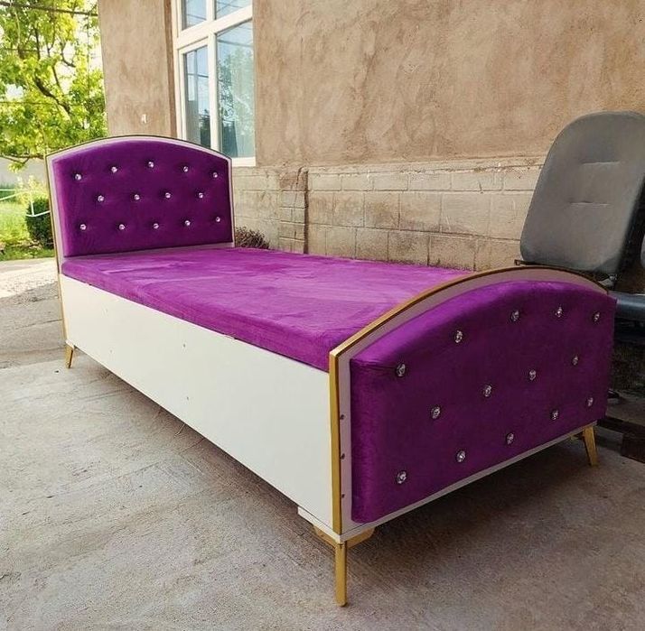 Кровать для дома