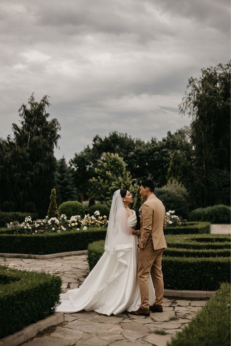 Свадебное платье и фата