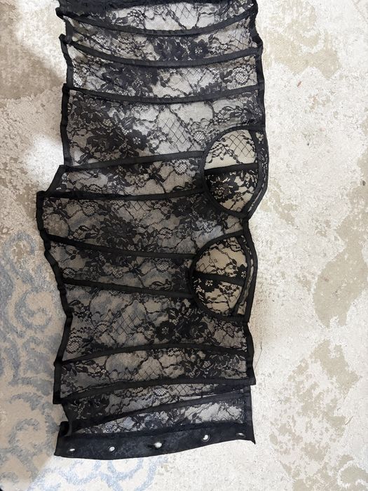 Корсет кружевной