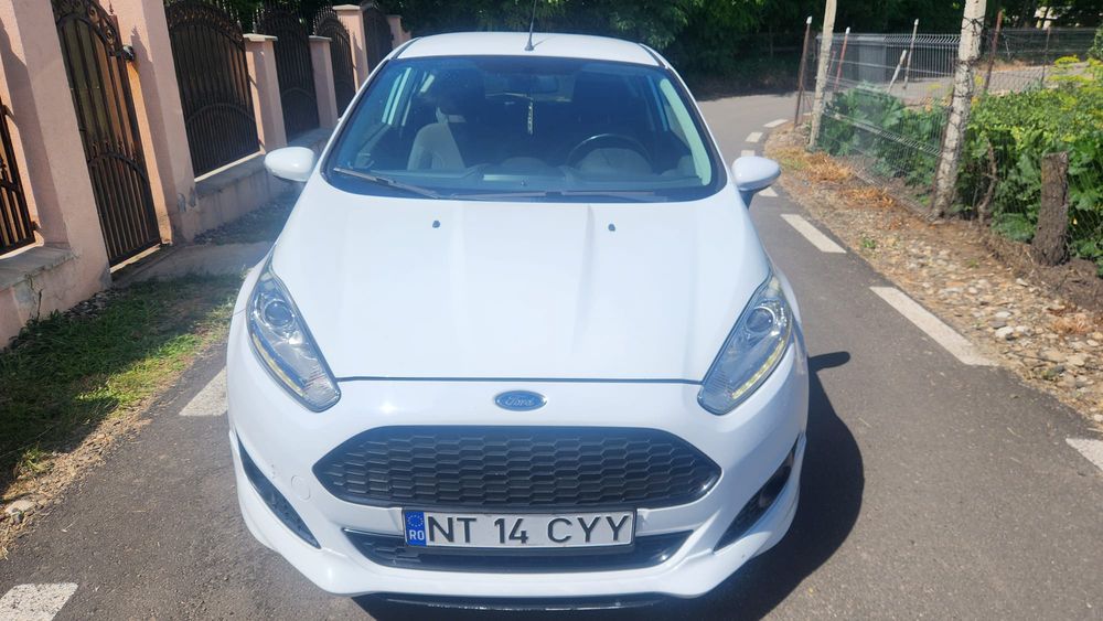 FORD Fiesta 2015