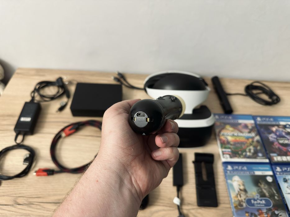 Продам PlayStation VR для PS4 и PS5 + AstroBot | PlayStation