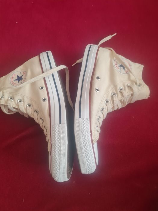 Tenisi Converse  mărimea 40
