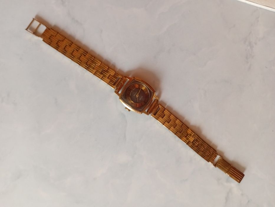 Часы женские СЛАВА.