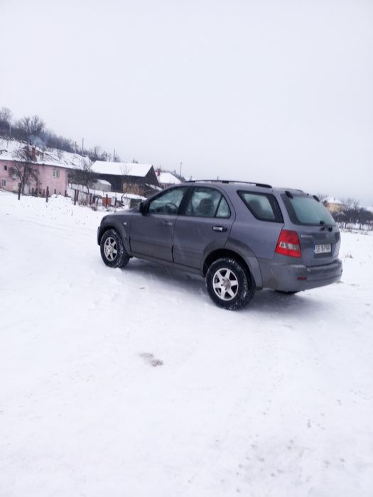 Vând kia sorento
