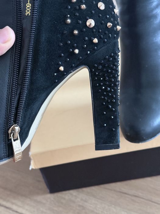 Женские ботильоны