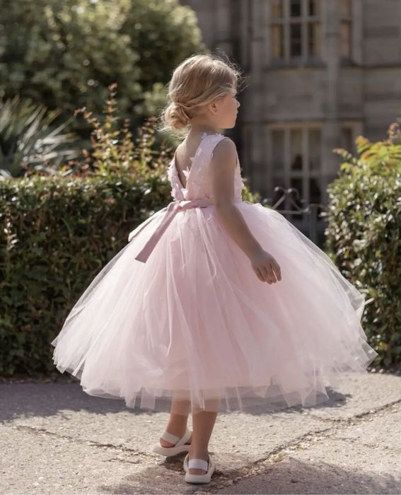 Платья для девочек на прокат