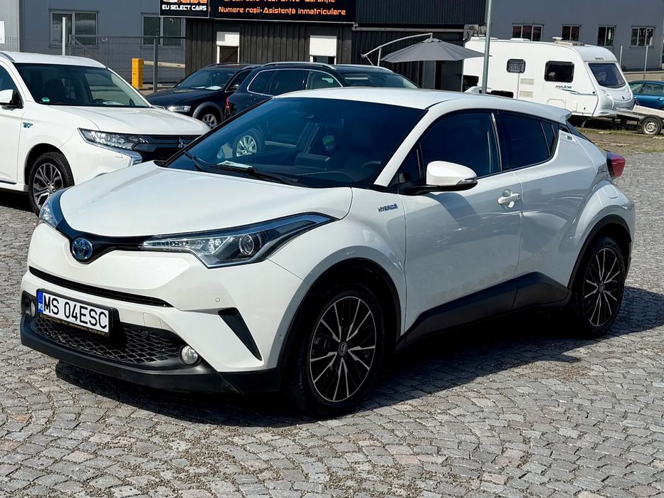 Toyota C-HR Hybrid, Rate fixe si Cash, Garantie