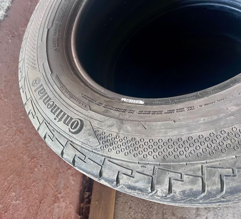 4 бр бусови гуми Continental ContiVanContact 235/65/16C