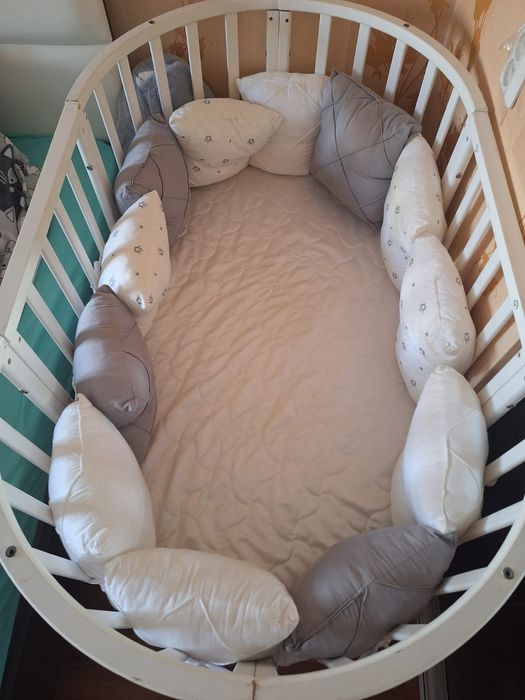 Продам детскую кроватку