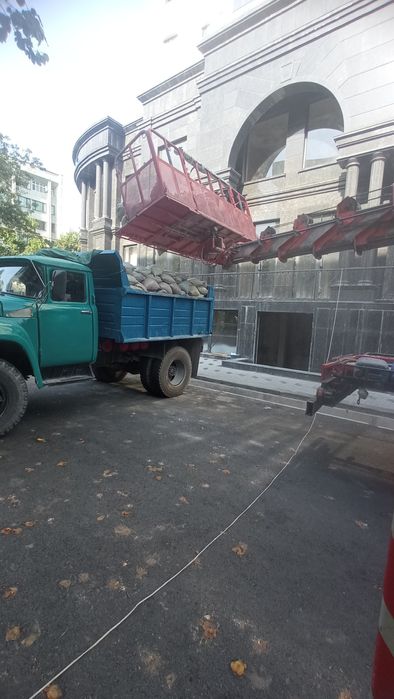 Вывоз мусора зил