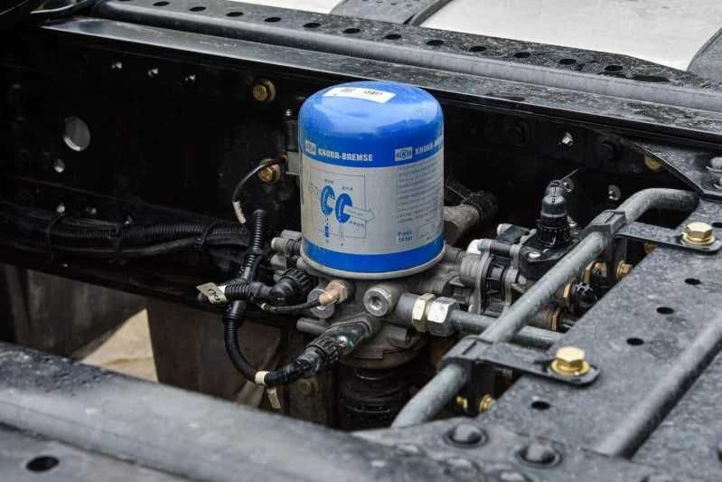 Тягач FAW J7 4Х2 Halol Nasiya Savdo RIbosiz