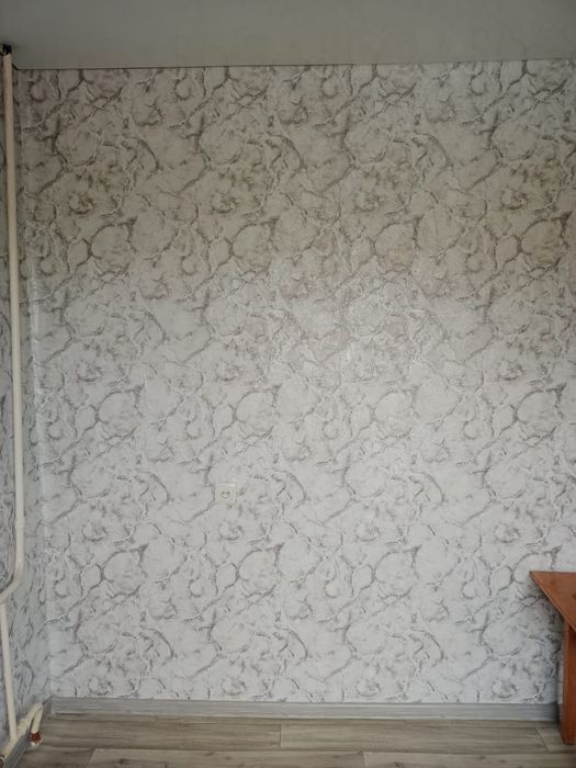 Поклейка обоев качественно