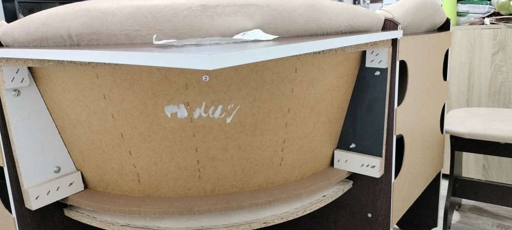 Coltar bucatarie Cleo 3, cu 2 tabureti, cu lada,