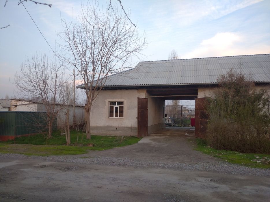 Zudlikda Uy joy sotiladi