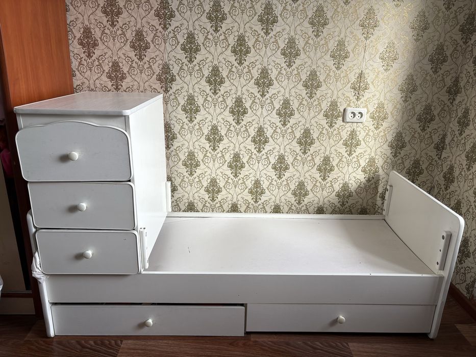 Детский манеж  хорошее состоянее