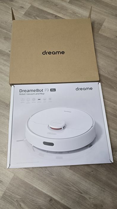 Продаётся моющийся робот  пылесос