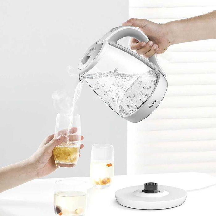 Xiaomi Электрический чайник Deerma Electric Kettle DEM-SH30W