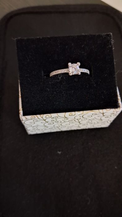 Сребърен пръстен