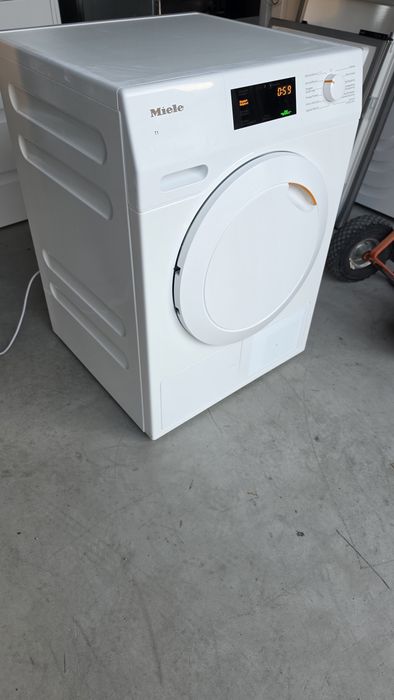 Сушилня Miele T1 8kg
