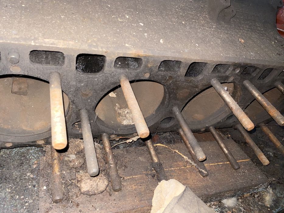 Продам блок двигителя ЯМЗ 238