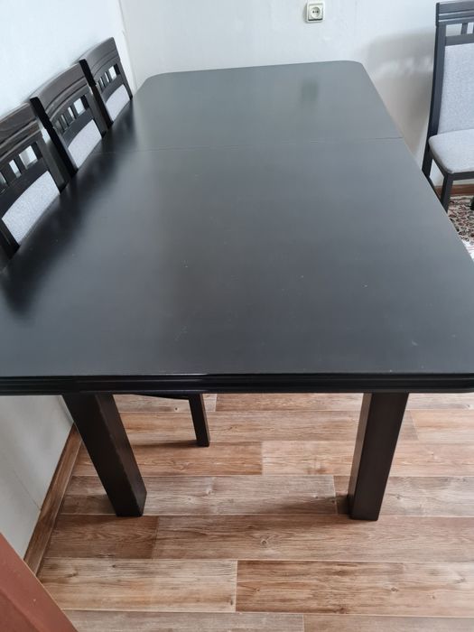 Продам стол пр."Польша"