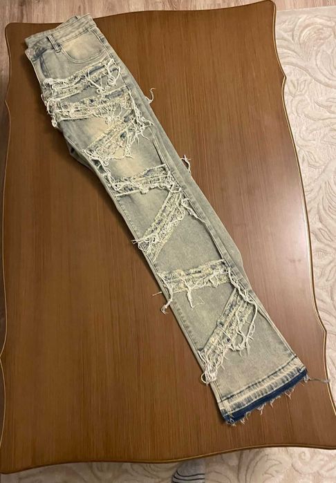 blugi skinny distressed flared