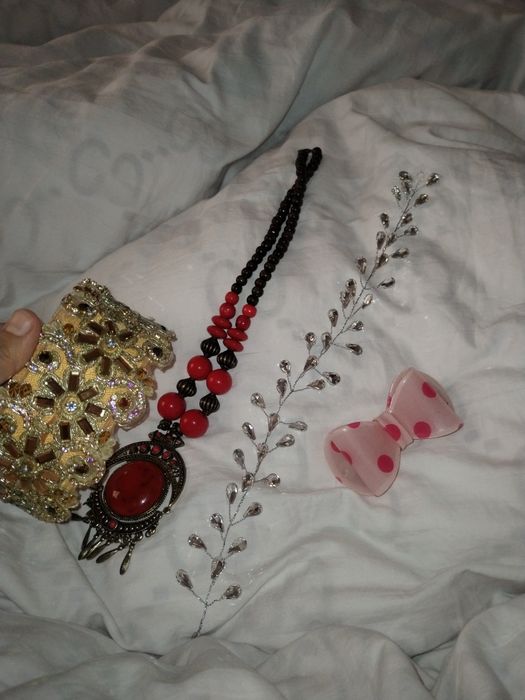 Абадок анор тумори заколка