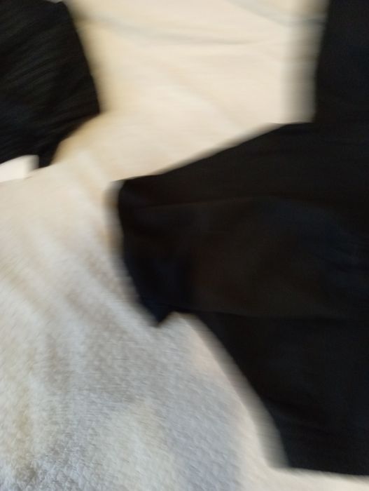 Продаю  женские молодежные вещи