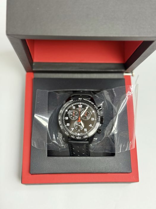 Оригинальные Tissot PRS 516 новые часы с хронографом Швейцария.