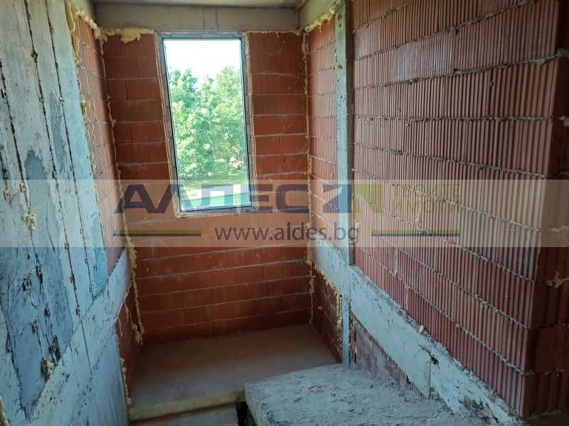 Продава се Къща в София, Челопечене - 280 кв.м за 1250 €/кв.м - Снимка #6