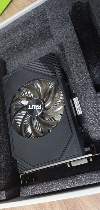 Продам игровую видеокарту Palit GeForce RTX 3050