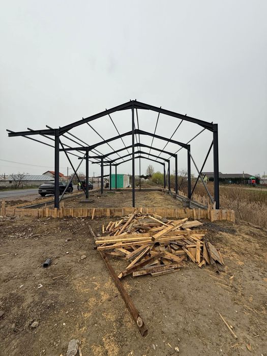 Hala metalica din panouri