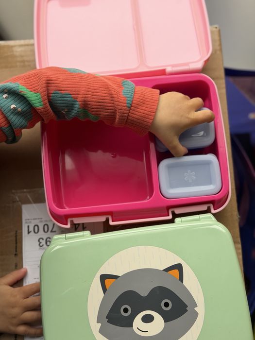 Skip hop термос , кутия , шише