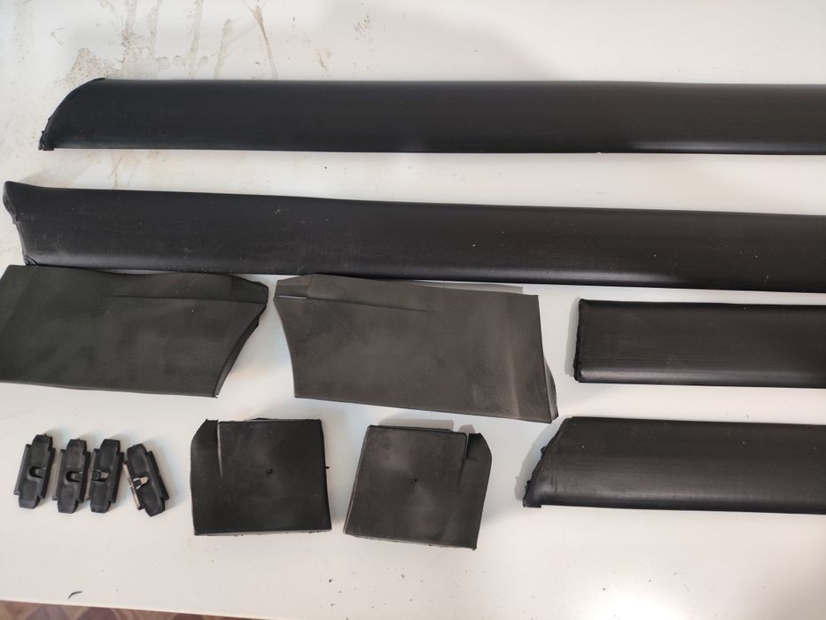 Молдинги Ауди С4 дверные