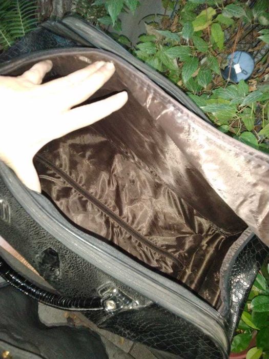 Чемодан - сумка на колесах. б/у