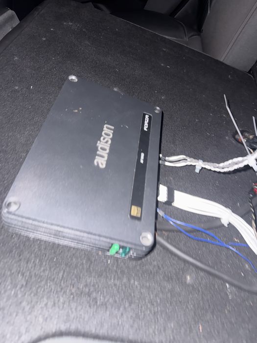 Se vand ce se bede in poza !