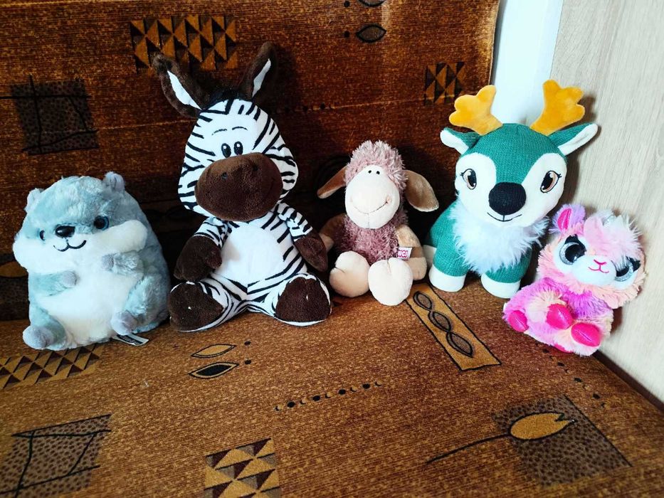 Лот от плюшени играчки