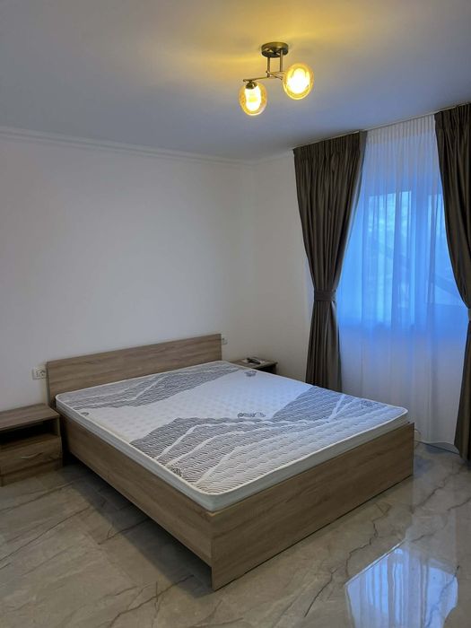 Inchiriez garsoniera la casă