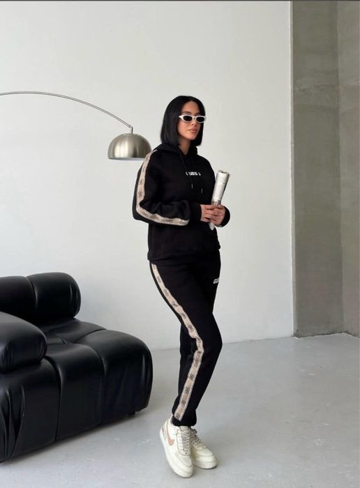 Дамски ватиран екип Guess