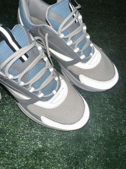 Dior B22 Sneakers – White & Blue