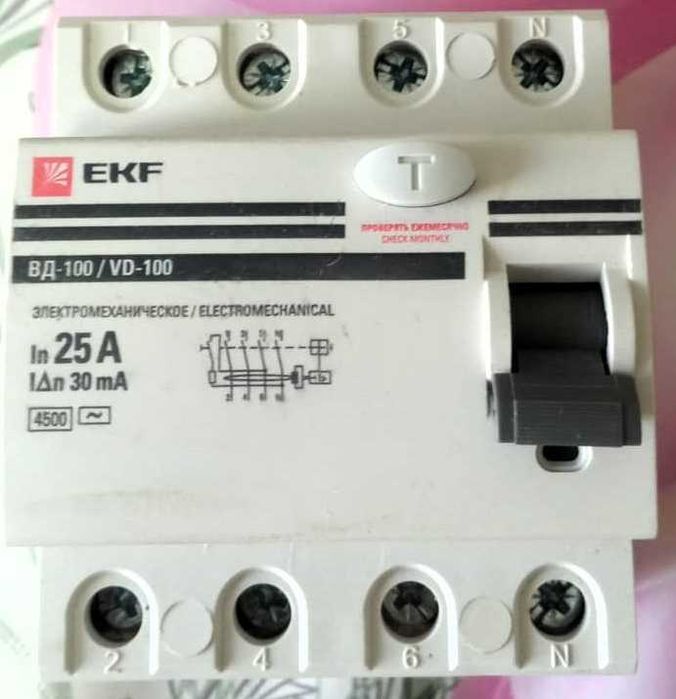 УЗО ВД-100 4P 25A/30mA / VD-100 4P 25A/30mA EKF PROxima Новый