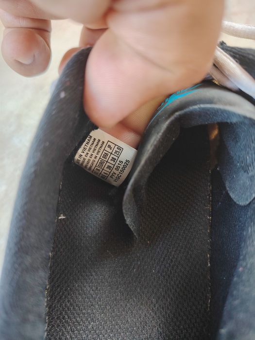 Маратонки са леки и удобни