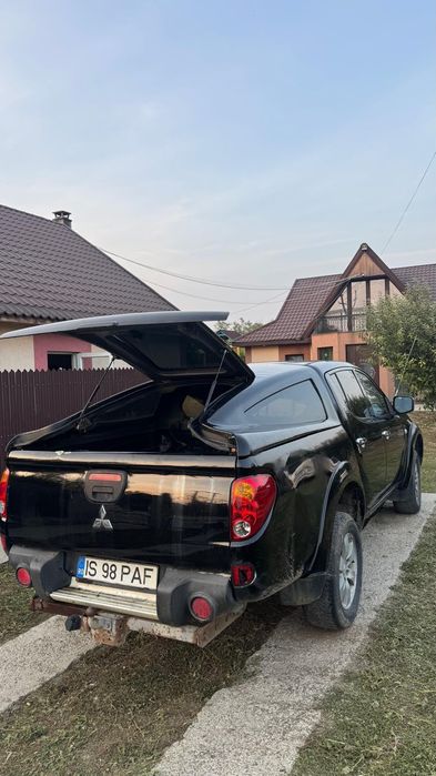 Vand Mitsubishi L200 2011