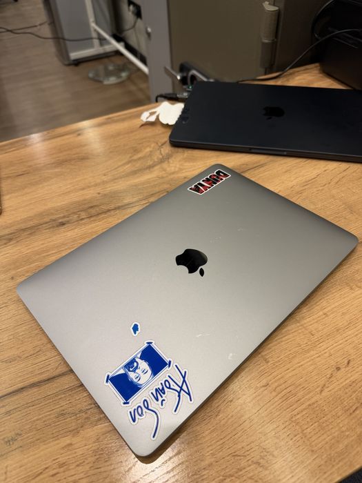 Продам apple PRO M2 512