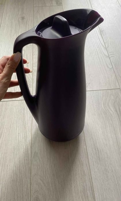 Термокана Tupperware 1l 30 евро