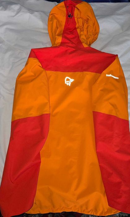 Jacheta Norrona Goretex Pro impermeabila marimea L