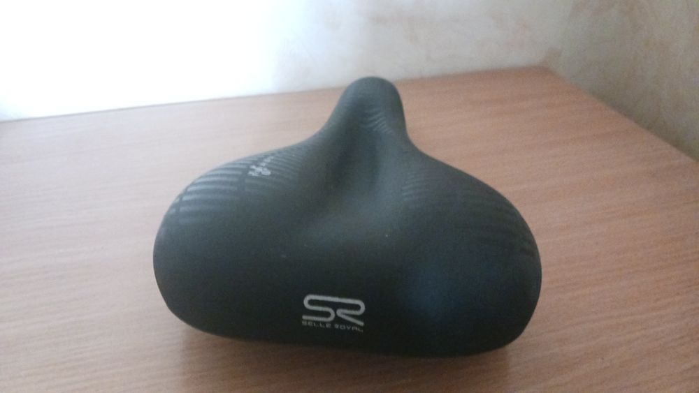 Велосипедна седалка SelleRoyal Royalgel; гуми maxxis all terrain 26