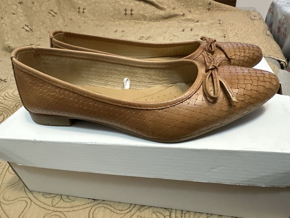 Balerini deosebiti Lasocki marimea 38 piele naturala - oferta buna.
